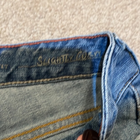 3/$20 - Eddie Bauer Denim Jeans Shorts, sz 2 - Picture 4 of 6